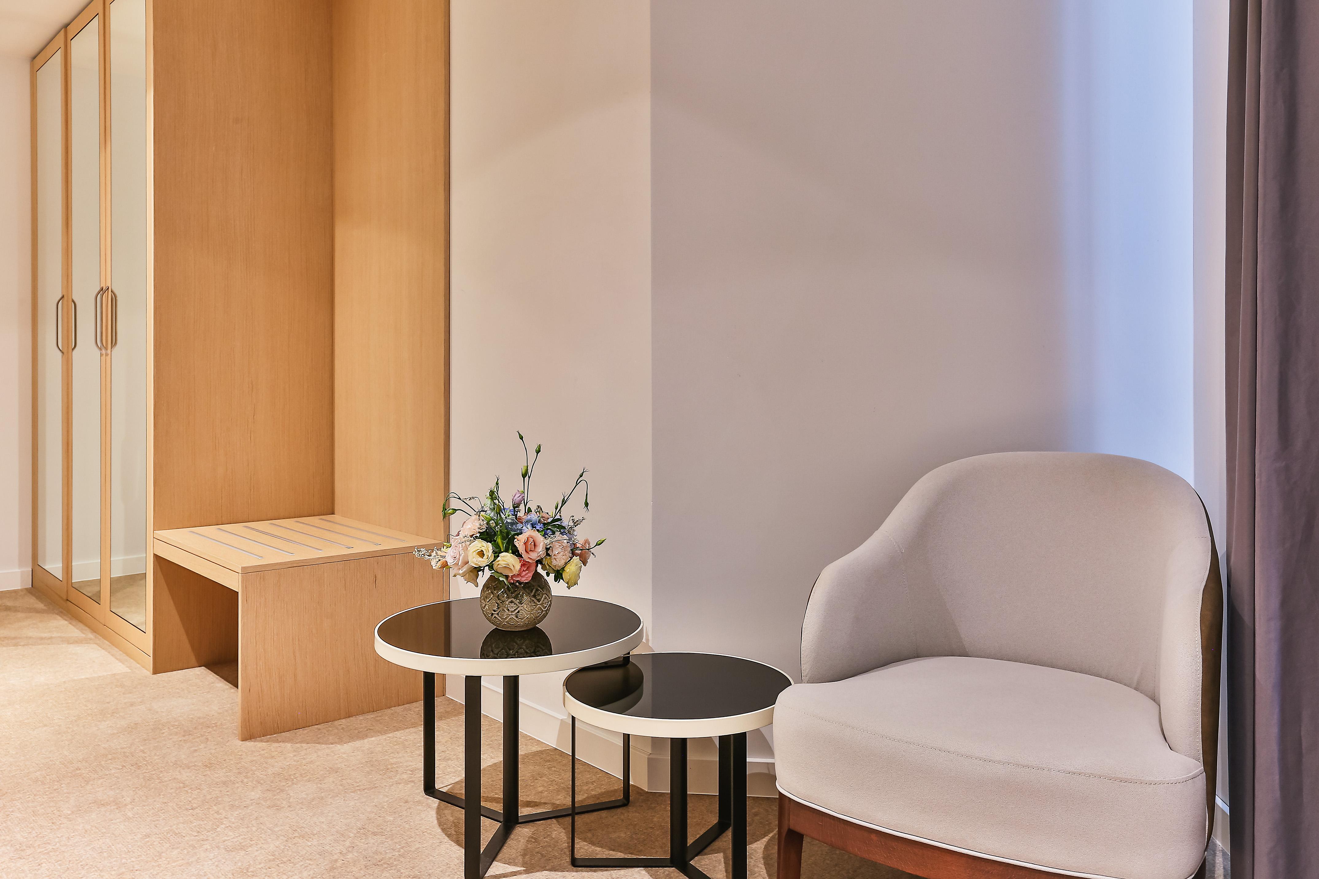 Boutique Square 5*