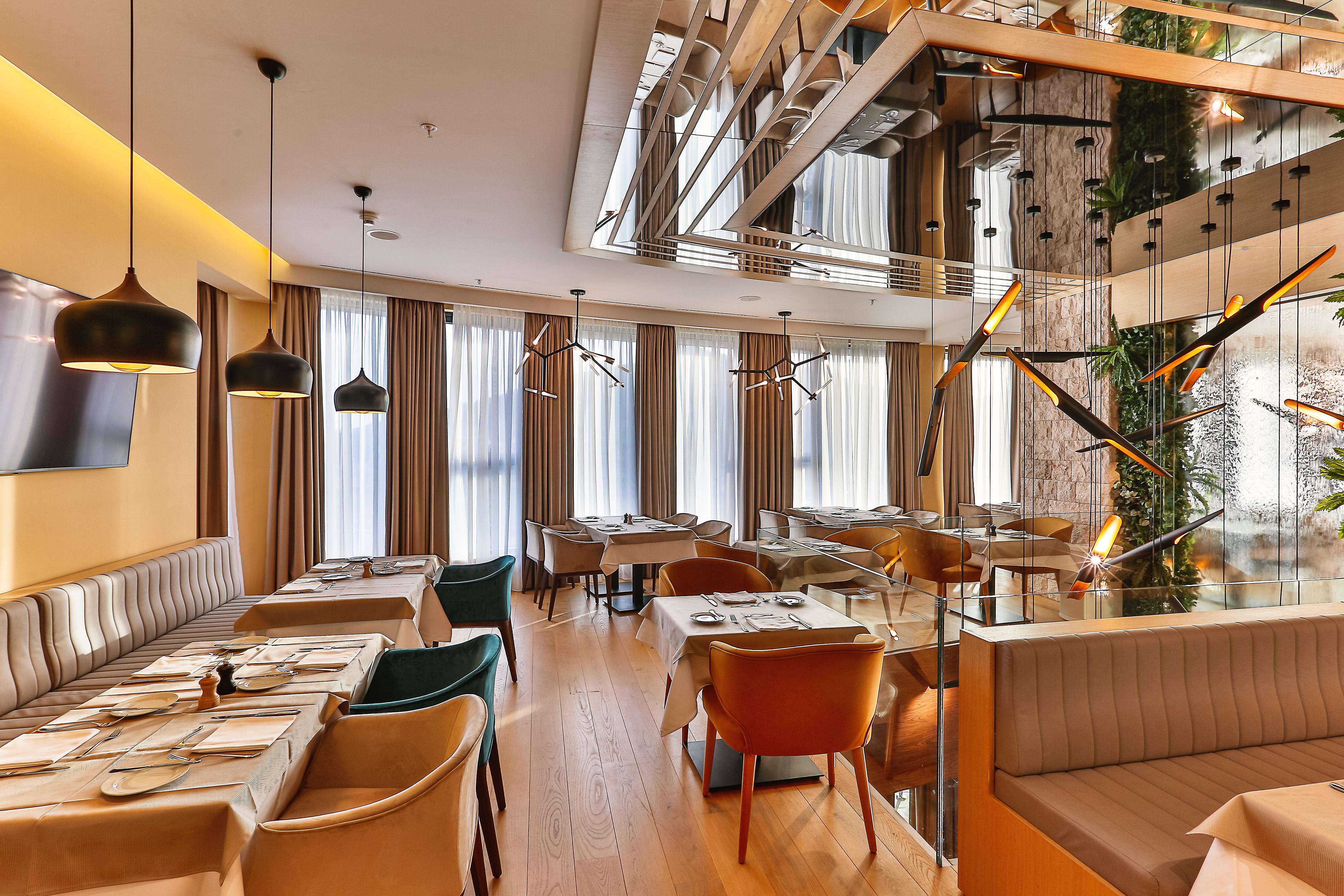 Boutique Square 5*