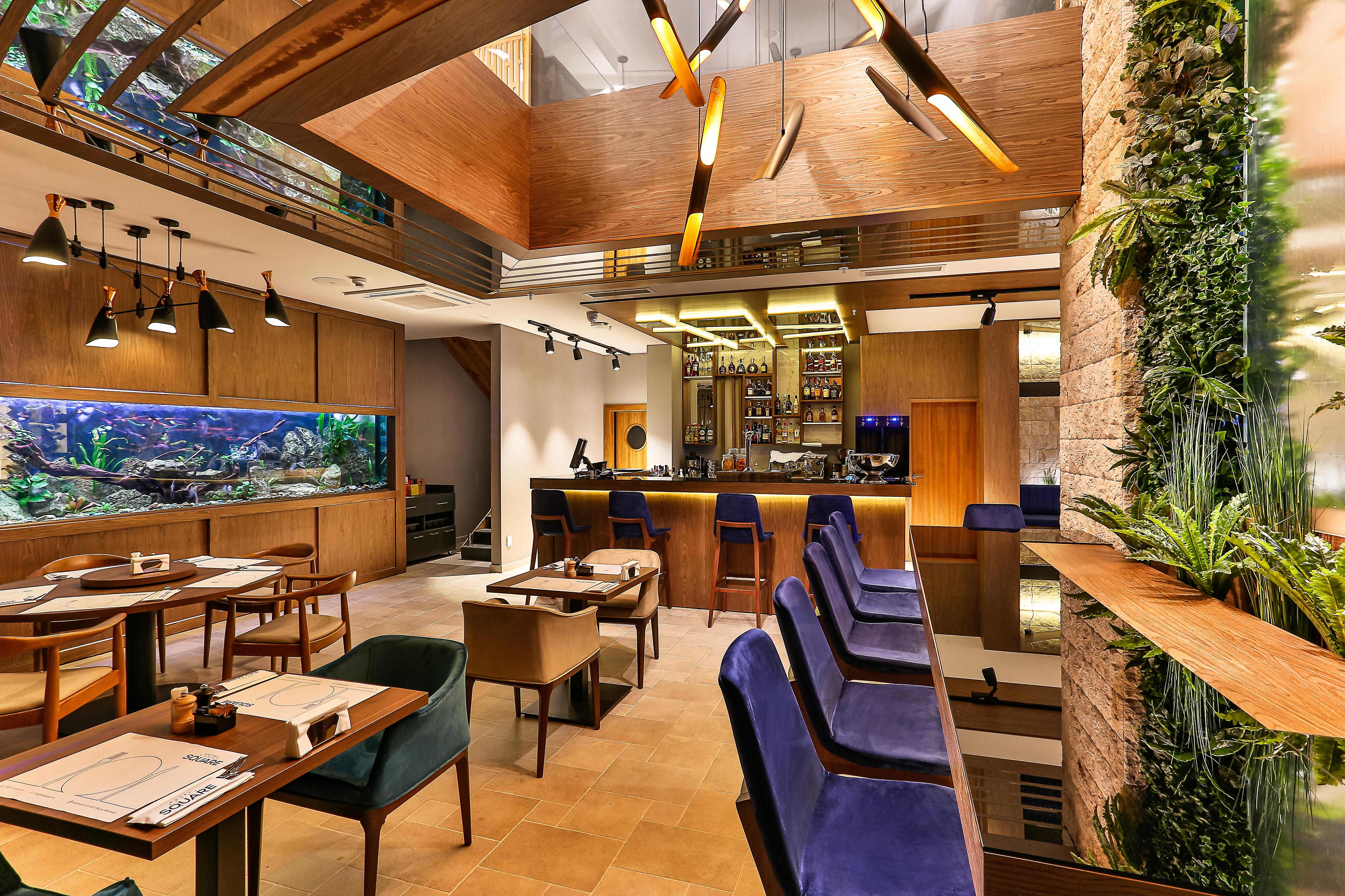 Boutique Square Hotel