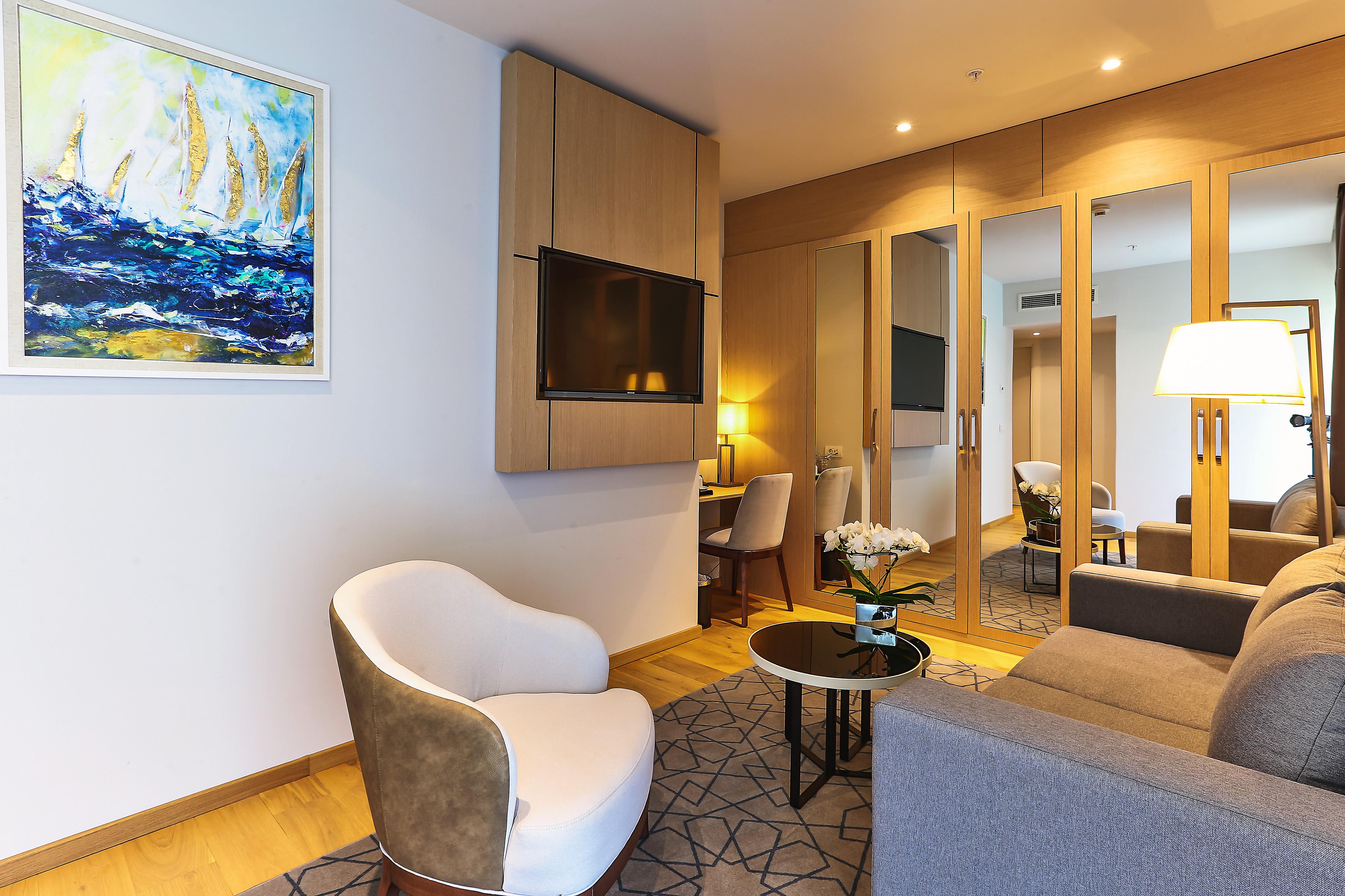 Boutique Square 5* Budva